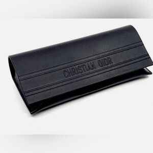 ❤️❤️Dior  Black Embossed case ❤️❤️
